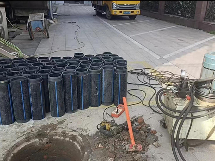 仁和PE置换管厂家 DN315置换管 非开挖管短管置换